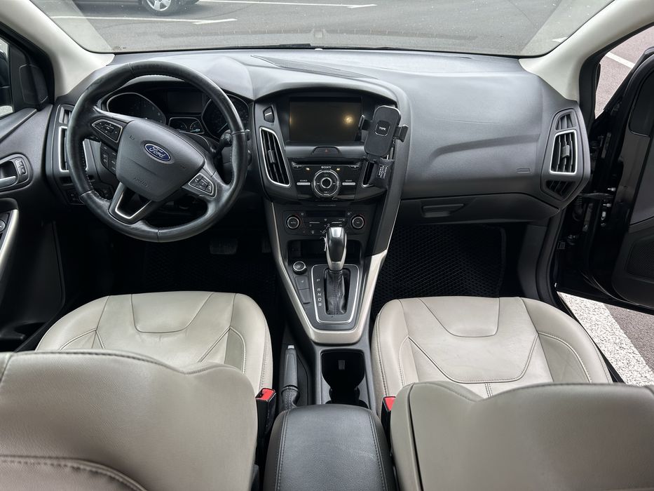 2016 Ford Focus 2.0 TDCi Powershift (160 к.с.)   Titanium