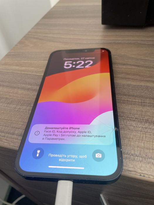 Продам Iphone 12 , 64