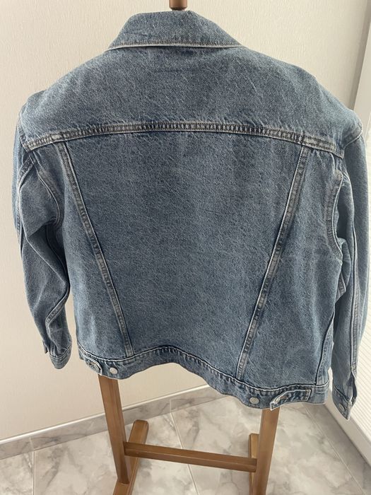 Джинсова куртка Levi’s , розмір XL, ідеальний стан, 100% бавовна,