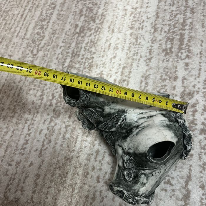 Продаю декор в аквариум