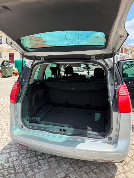 Peugeot 5008 ano 2013