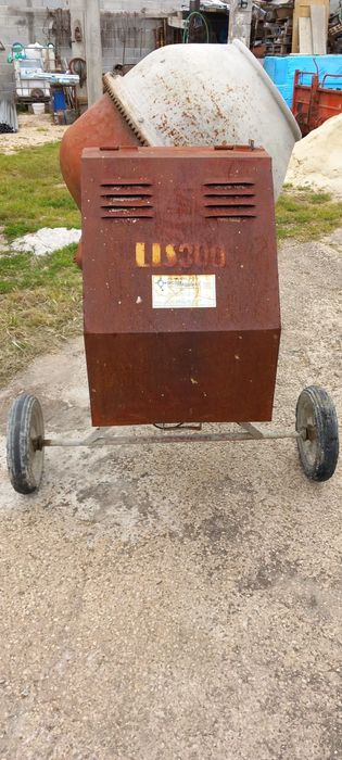 Betoneira Profissional LIS300