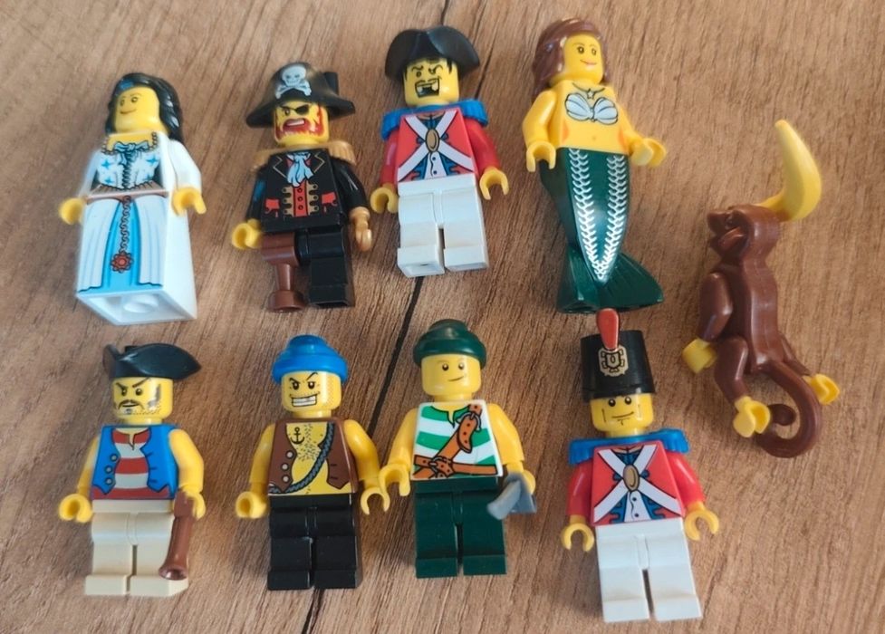Lego statek piracki 6243 Czarnobrodego z instrukcją i figurkami kpl