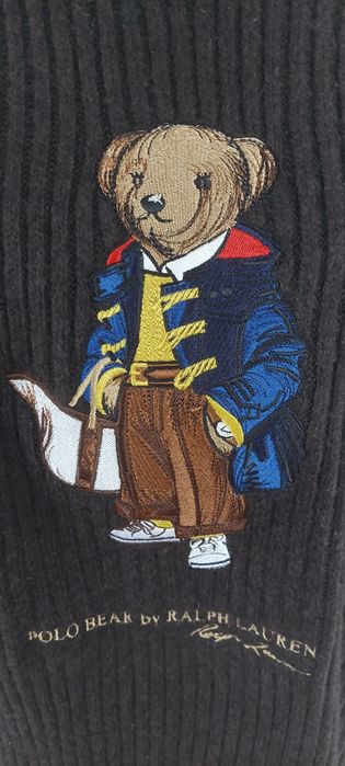 Sweter damski z niedźwiedziem