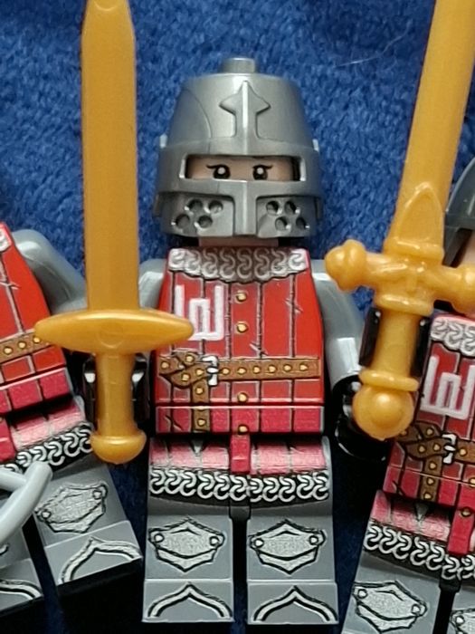 4 figurki rycerzy. Pasują do Lego i Cobi. Cena za zestaw #3