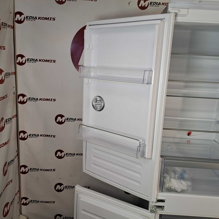 Lodówka Bauknecht KGIS 1187 A++ [12m-cy gwar]D/177,7cm wys/275lit/35dB