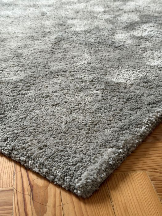 Tapete cinza IKEA 230’ - 160’