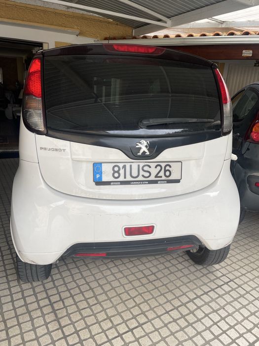 Peugeot I On elétrico
