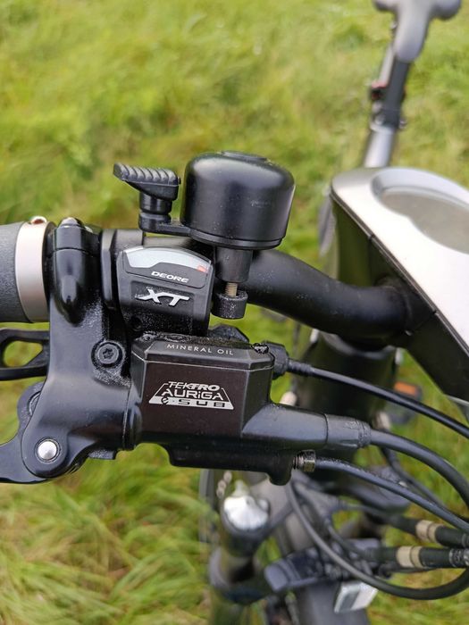 Rower elektryczny BESV LX1 Shimano Magura 28 kola bds