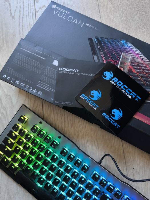Klawiatura mechaniczna RGB Roccat Vulcan 100 AIMO