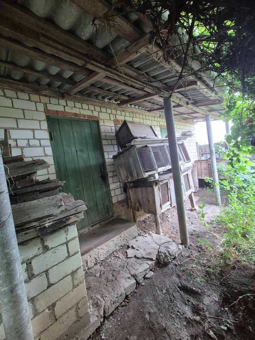 Терміново продам будинок-дачу в с.Сухини