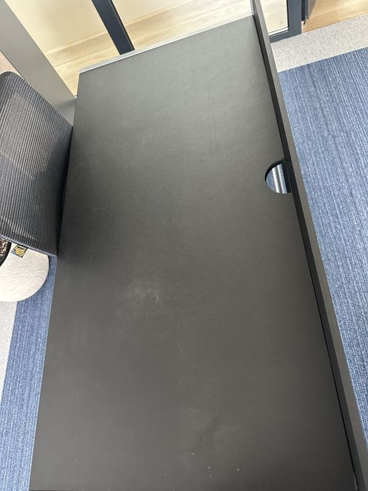 Столи офісні чорні