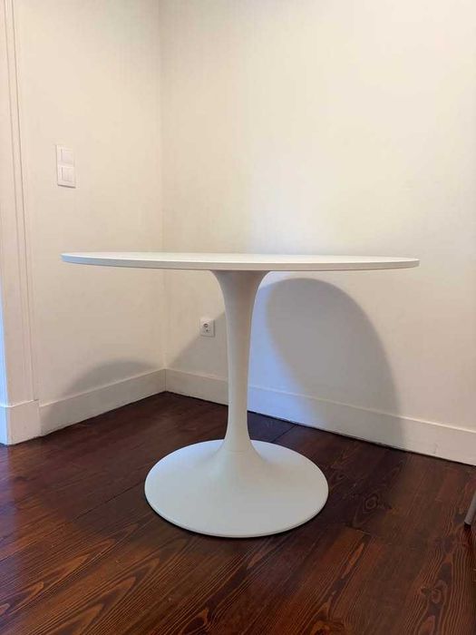 Ikea Docksta / Krylbo Table and 4 chairs, white white/Tonerud dark beige, 103 cm