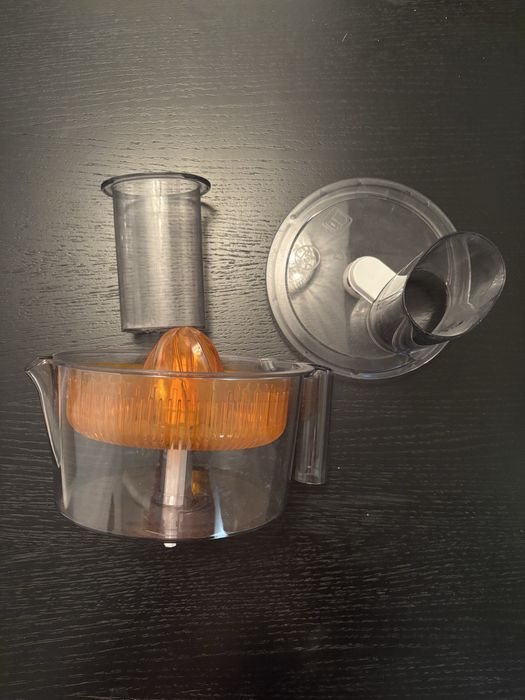 Robot kuchenny planetarny Bosh MUM58720 z maszynką do mięsa 1000W