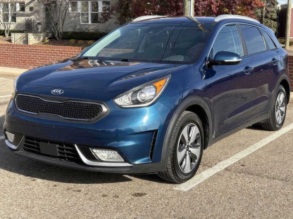 Kia Niro EX      2019