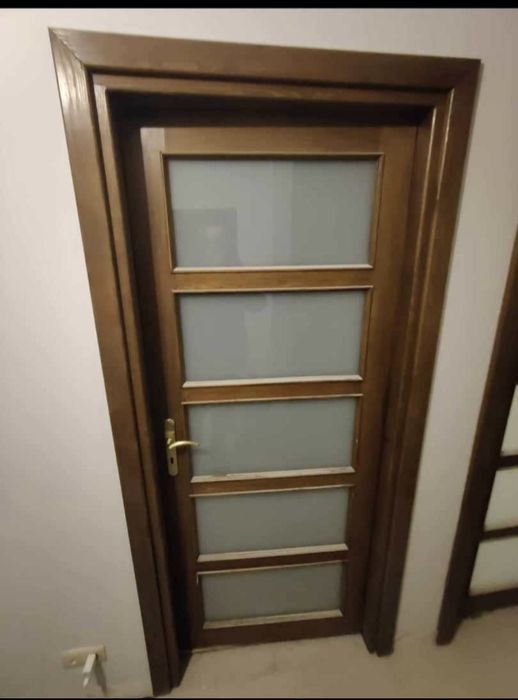 Drzwi wewnetrzne rozmiar 80 z futrynam i klamkami