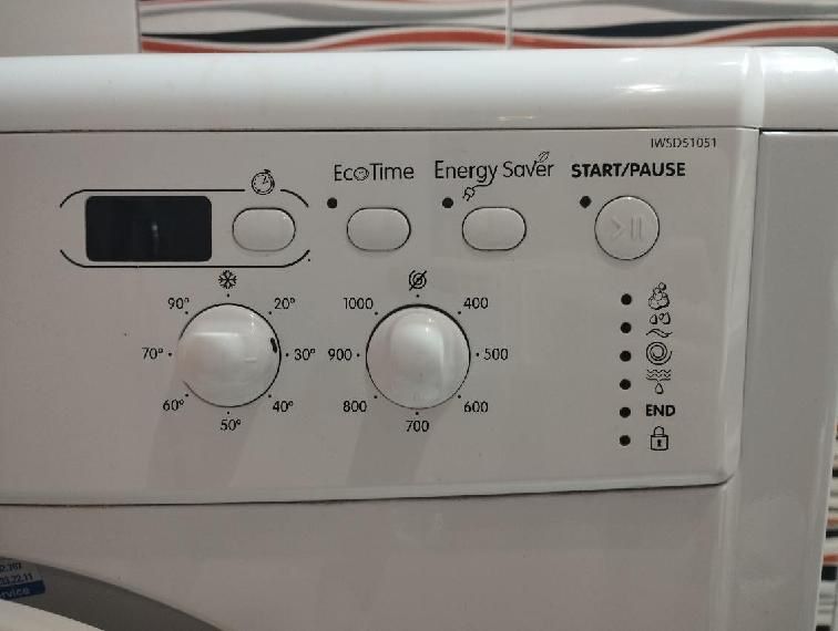 Pralka Indesit IWSD51051