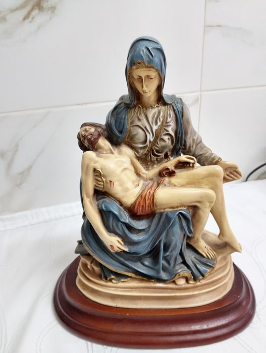 Imagem/Estátua, Virgem Pietà
