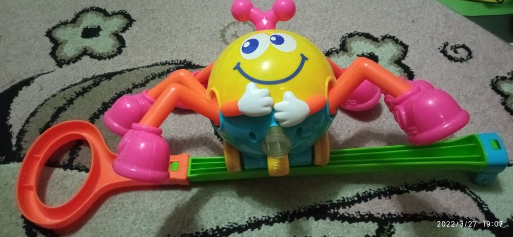 Каталка музыкальная