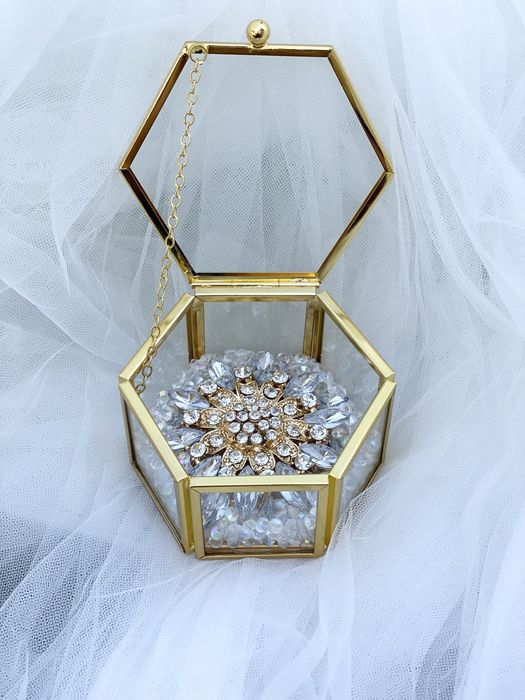Віяло і шарики  bride,скляні скрині,повязки на ніжку