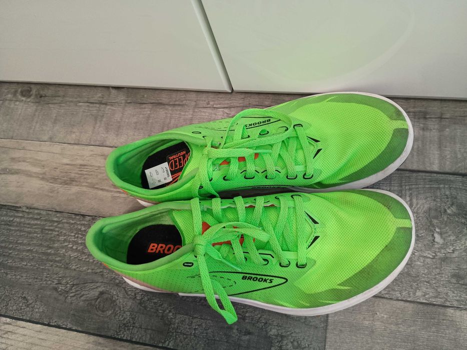 Kolce do biegania Brooks unisex rozmiar 41