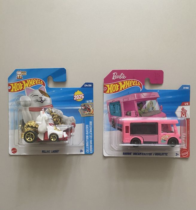 Машинки HotWheels