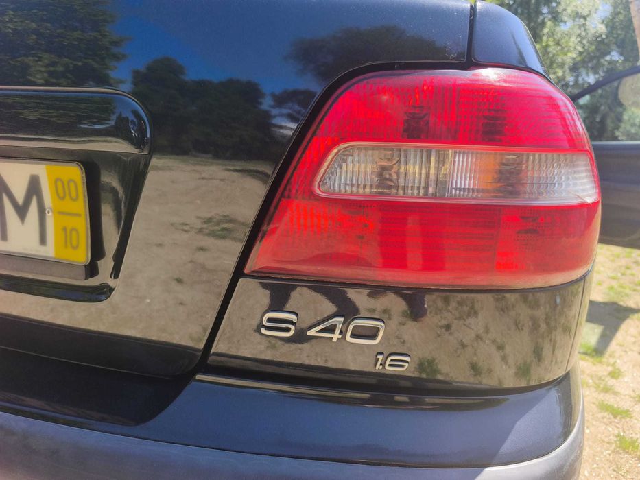 Volvo S40 1.6 do ano 2000