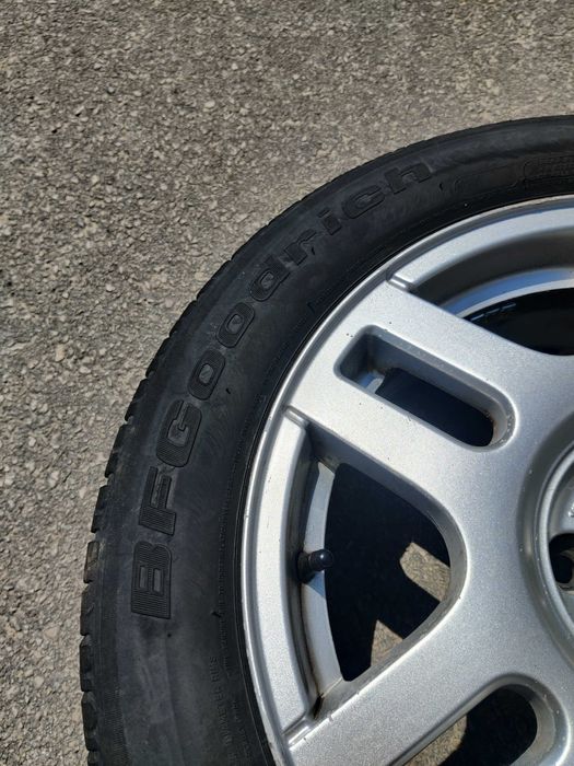 Jantes Golf 4 25th 16” com pneus novos BFGoodrich G-Grip