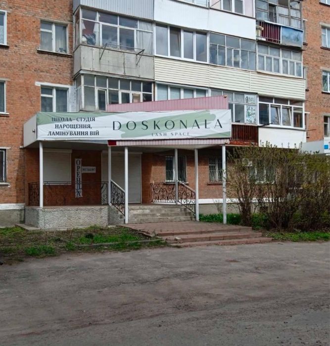 Здам в оренду нежитлове примiщення магазину у центрi мiста