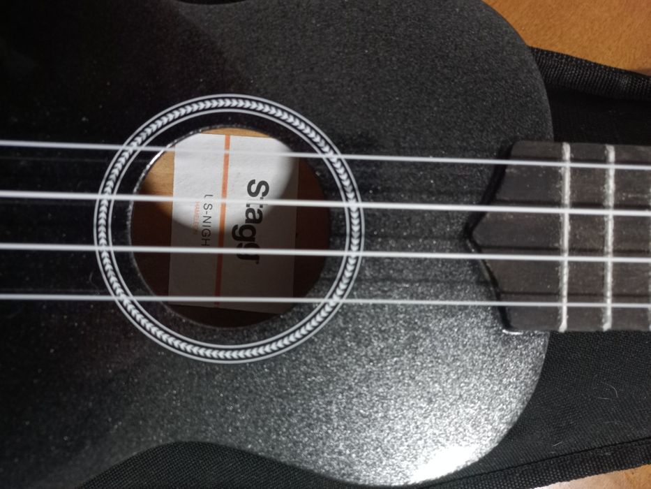 Ukulele Stag Preto