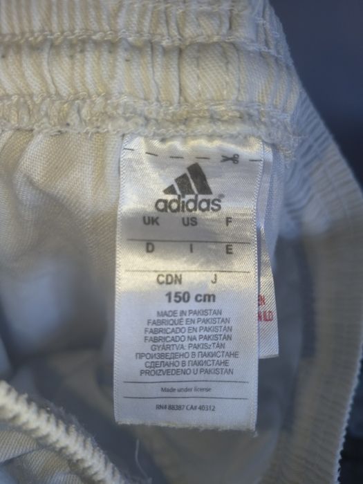 Sprzedam kimono 150 cm