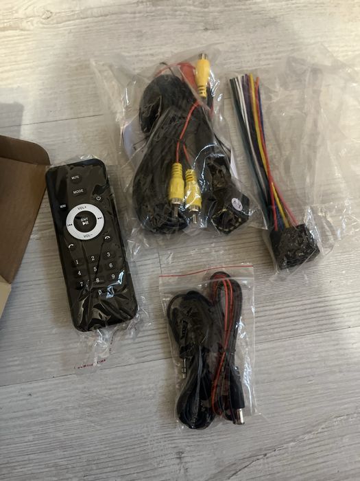 Radio Samochodowe z kamera cofania pilot +3xUSB