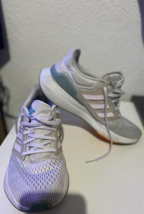Sapatilhas Adidas EQ21 Run