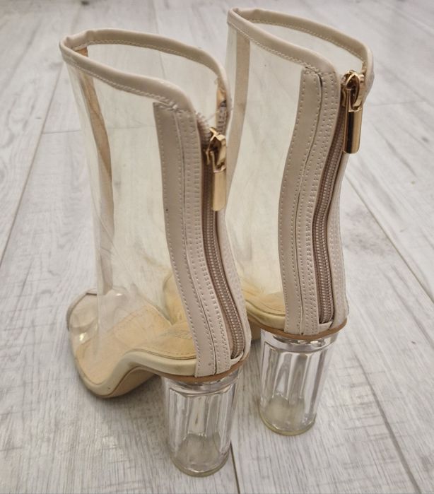 Ботинки прозрачные Attizare