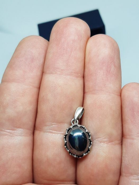 Piękna zawieszka ze srebra, srebro 925, Kamień hematyt