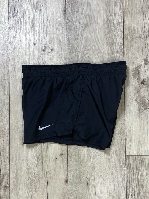 Nike dri-fit шорты S размер женские беговые черные