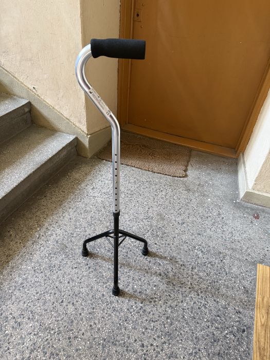 CZWÓRNÓG INWALIDZKI