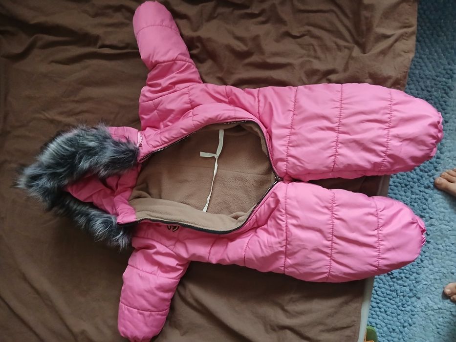 Зимний комбинезон на девочку
