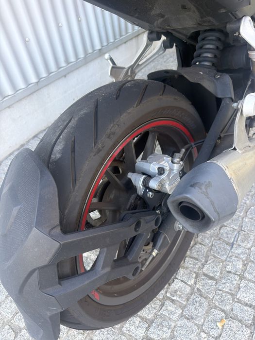 Moto benelli TRK 251