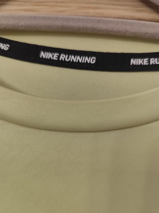 Koszulka sportowa Nike Running S
