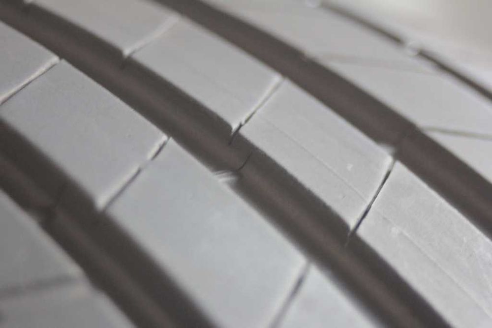 245/45/19 Bridgestone Turanza T005 245/45 R19 2021r