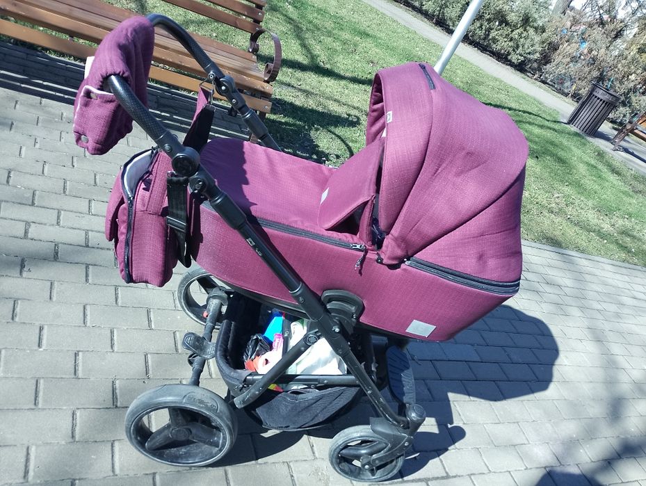 Каляска  2 в 1 .