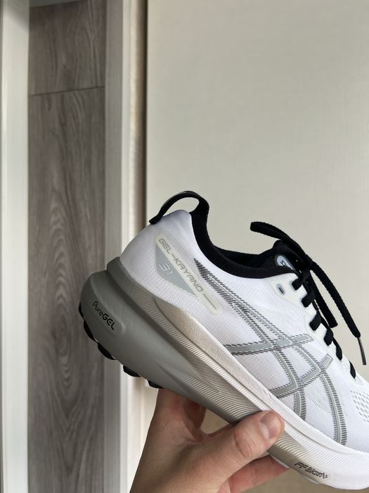 44 | Чоловічі бігові кросівки Asics GEL-Kayano 31