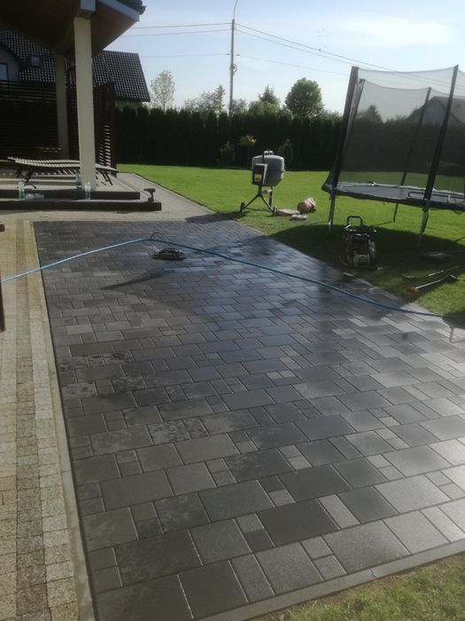 Usługi brukarskie i minikoparka