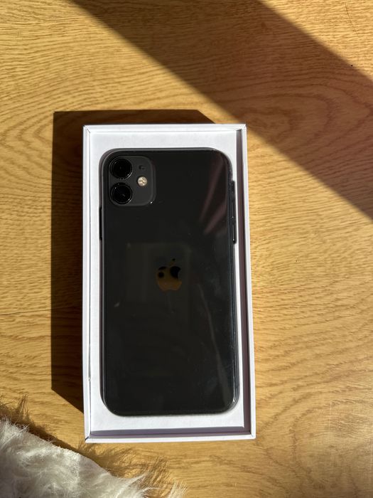 Iphone 11 usado.