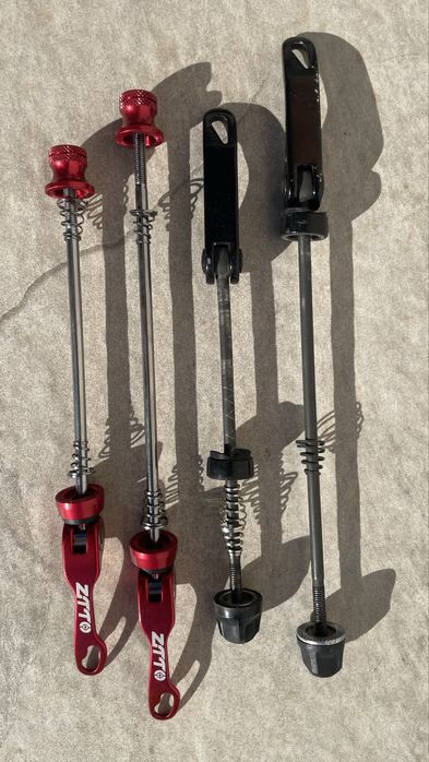 Apertos Rápidos/Eixos Bicicleta