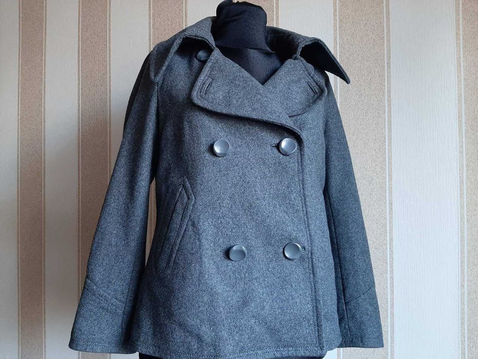 Пальто, напівпальто жіноче, демі.