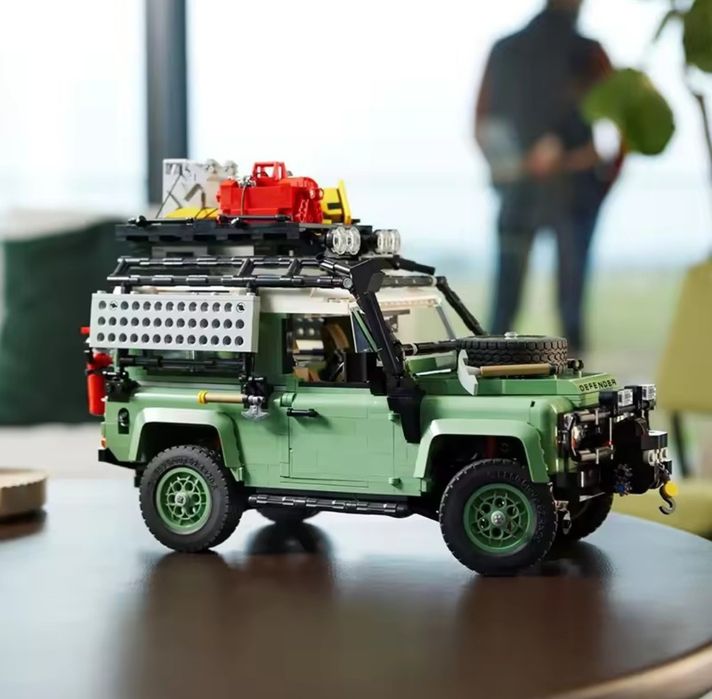 Конструктор Land Rover Classic Defender 90 (10317)