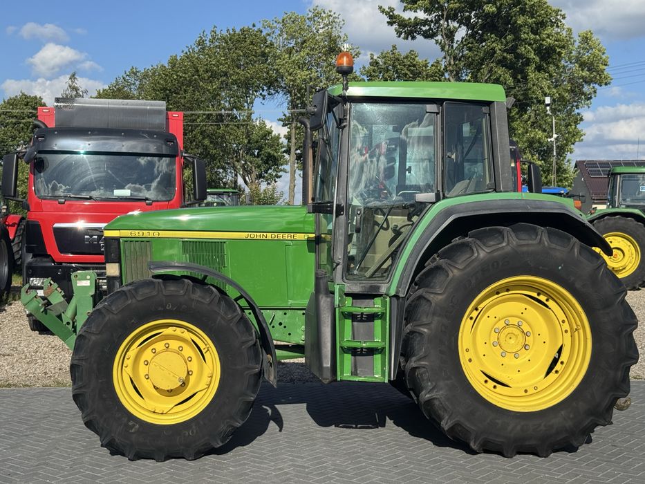 Ciągnik JOHN DEERE 6910 - Oryginalny Sprowadzony