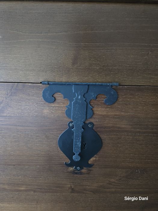 Móvel Arca ou Baú como Novo- BAIXA de preço